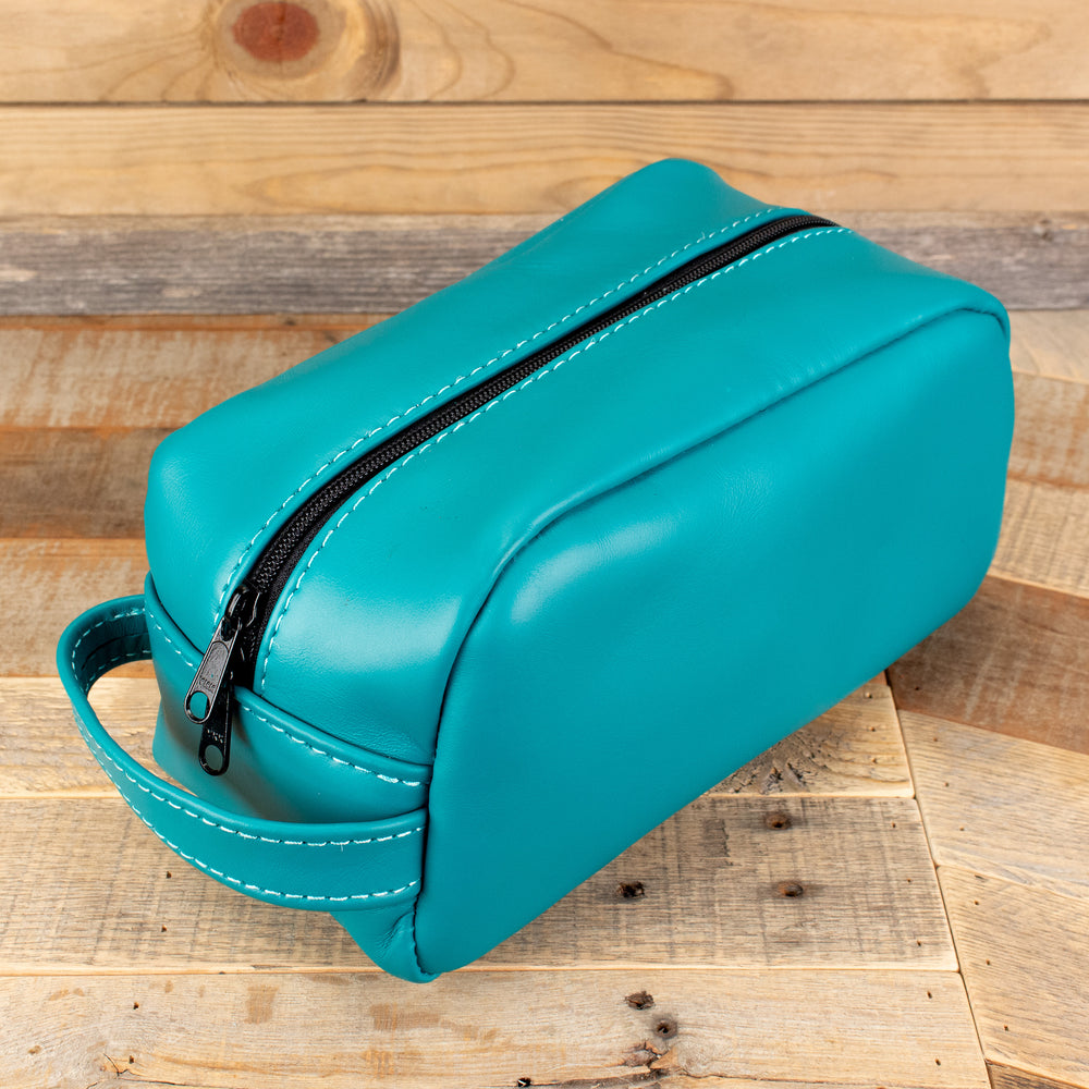 Toiletry Bags & Cosmetic Cases